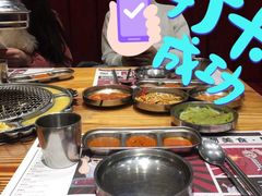 -青瓦炭韩潮烤肉(花园道店)