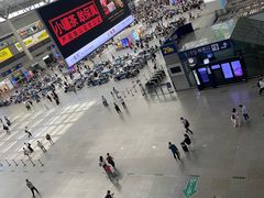 -麦当劳(上海虹桥站30B检票口楼上)
