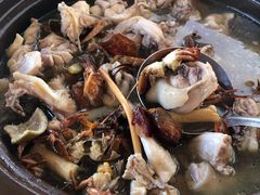 五指毛桃鸡煲-红炎炎农家菜老字号(金水台店)
