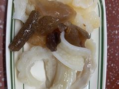 -四囍码头海鲜烧烤自助火锅(外滩南京东路悦荟广场店)