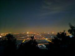 -鬼笑石后山停车场