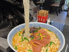 -陈熹公民族美食文化餐厅(中华广场店)
