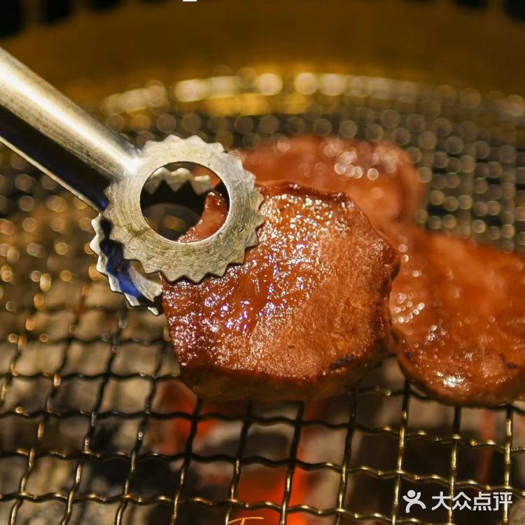 成都探店｜首家蟹肉料理X日式烧肉餐厅