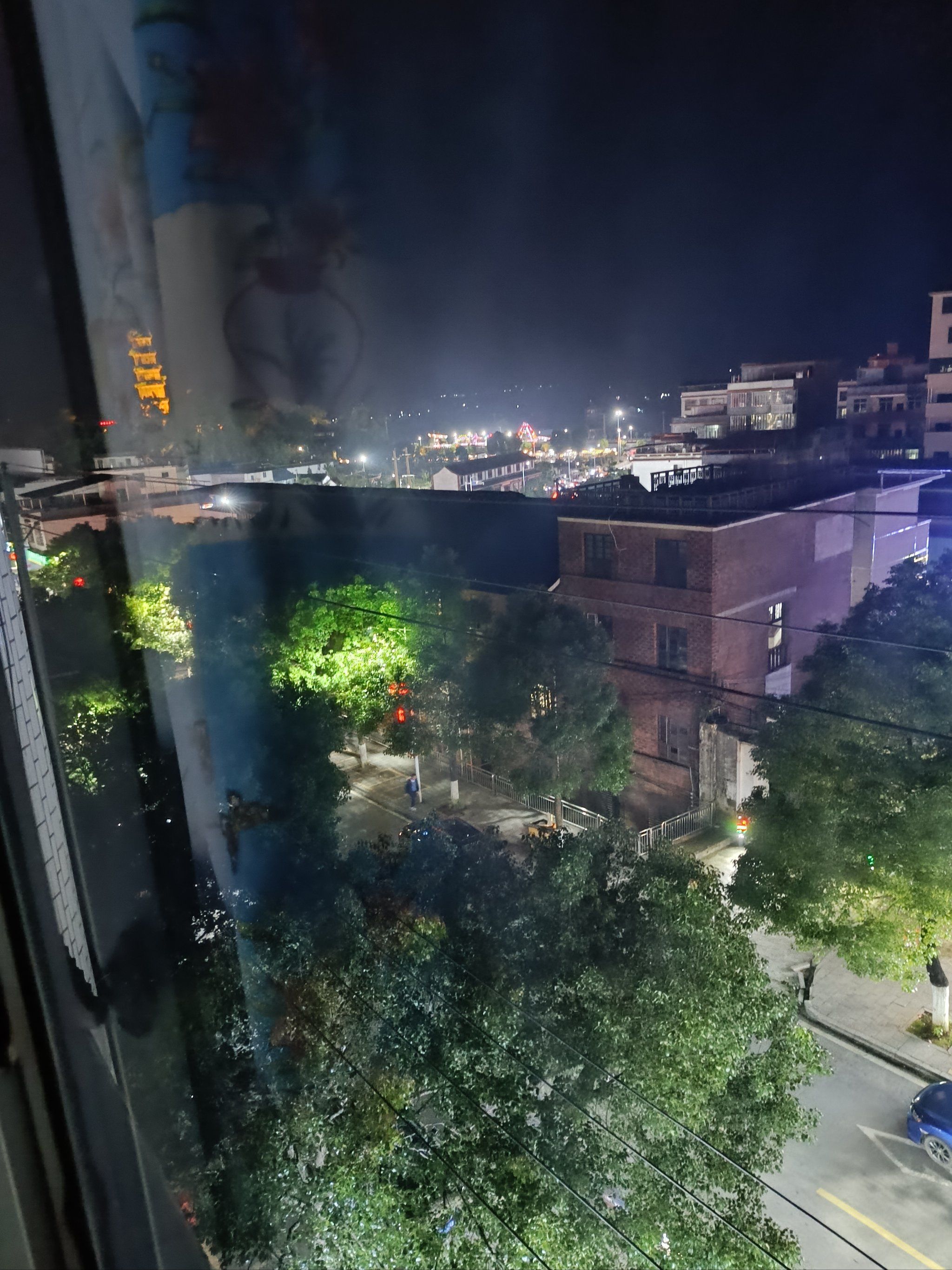 天天领红包窗外的夜景,在孤独的时候观赏