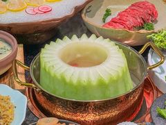 -得意咚瓜·顺德鱼生·冬瓜火锅(深圳首店)