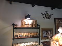 面包甜点陈列柜-KOMUGI 小麦家(新地假日广场店)