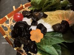 -湊湊火锅·茶憩(上海合生汇店)