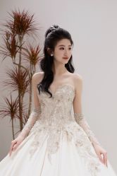 -拉瑞娜LaReine婚纱礼服高级定制