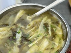 -廖哥泡椒兔(峨眉店)