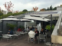 -UNI UNI(环亚凯瑟琳店)