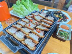 黑皮猪烤肉-龙姐私房菜(和顺古镇店)