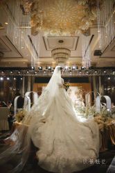 -欣薇婚纱(新源乐汇城店)