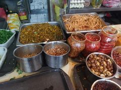 -红鼻子桂林米粉(金唐新光界店)