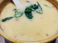 老济南甜沫-闫府私房菜·百年鲁菜(恒隆店)
