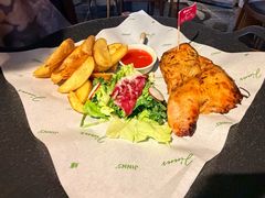 -JINNS锦时 steak&pizza(浸信会礼拜堂旧址店)