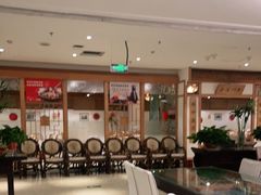 等位区-渝信川菜(西单店)