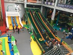 -蒙特利亲子乐园