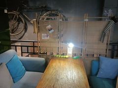 -84那年咖啡馆(李沧万达店)