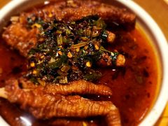 热卤虎皮鸡爪-渝是乎酸菜鱼(龙旗购物中心店)