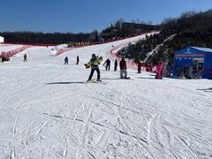 -鳌山滑雪度假区