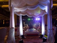 -南京双门楼宾馆(盐仓桥地铁站阅江楼店)