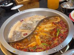-沸炉重庆老火锅(军事博物馆店)