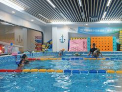 -鱼乐贝贝婴幼儿游泳中心(梅江印象城店)
