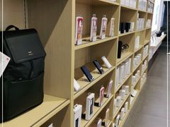 -华为授权体验店(万航渡路)
