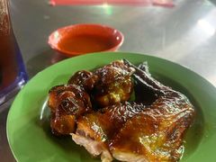 黄亚华招牌烧鸡翅-黄亚华小食店(Jalan Alor)