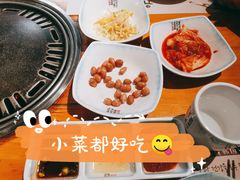 小菜-唯成•韩国炭火烤肉 유성고기