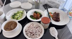 -英芬国际月子中心(岛屿度假月子·洲至奢选香岚店)