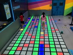 -超时空蹦床团建·VR潮玩运动娱乐·生日派对游乐园(金桥店)