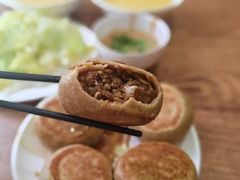-清真吴记门钉肉饼·喜多利