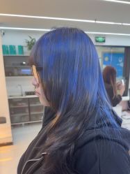 -V7 HAIR SALON