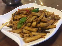 -赶海部落海鲜城(海阳路店)