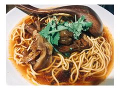 半筋半肉牛肉麵-厝内小眷村(天河南一路店)