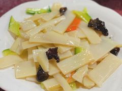 -三居鲁味坊黄焖鸡(山大路店)
