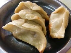 -黄阿姨锅贴大王(万航渡路店)