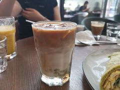 葡萄燕麦拿铁-Wagas沃歌斯(合生汇店)