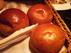 有淡淡肉桂味的小面包-So Lounge索兰至餐厅(蓝色港湾店)