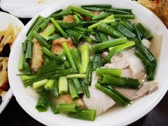 -金卯白肉罩火烧