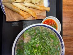 -云阿蛮云南生烫牛肉米线(奉贤路店)