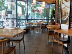 -裕记烧腊连锁餐饮(国商分店)