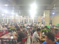 大堂-皖北巫氏三胖地锅鸡(长淮总店)