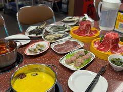-四囍码头海鲜烧烤自助火锅(外滩南京东路悦荟广场店)