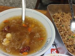 -湘下佬·老长沙吃货铺(酃湖万达店)