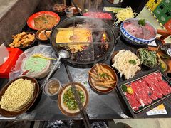 -周小明火锅(黑金冠社区店)