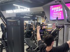 -超鹿运动(达信大厦店)