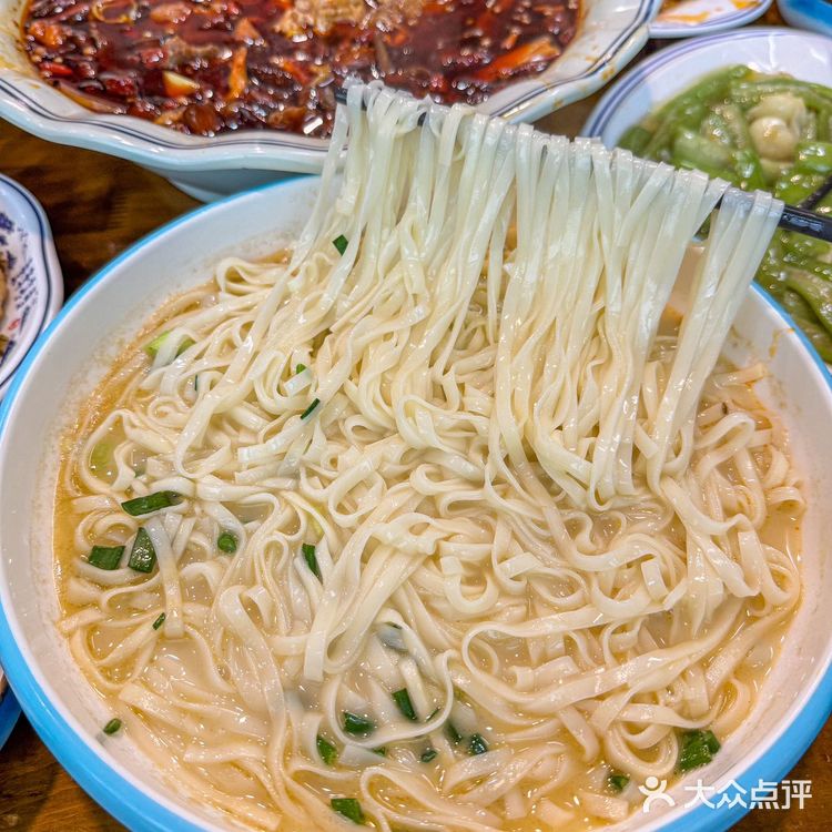 重庆这家老牌江湖菜😋 我能炫三碗饭