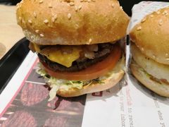-The Habit Burger Grill 哈比特汉堡(爱琴海店)